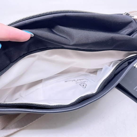 Bellroy Premium Edition Sling NWT - Picture 7 of 11